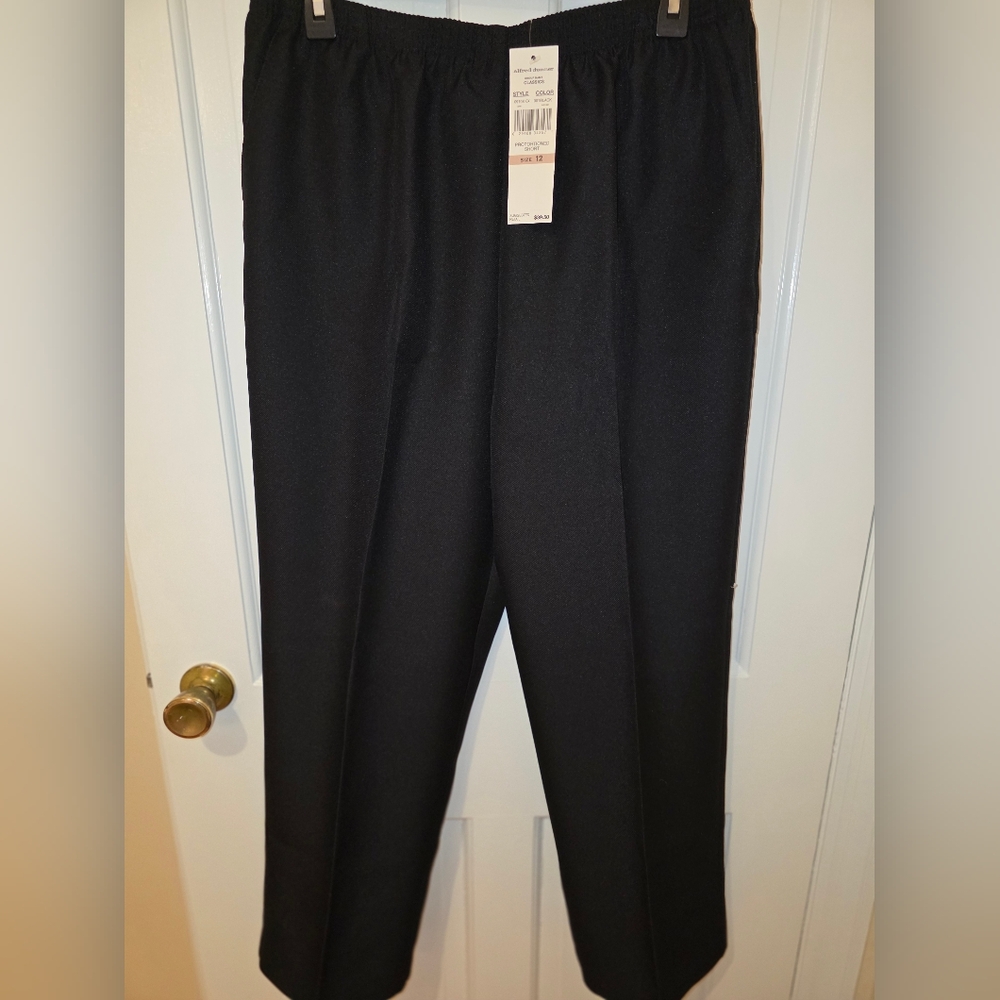 Alfred Dunner Classics Black Pants, 12 Short